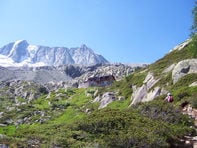 "Raseghe, Hunters' Lodge"